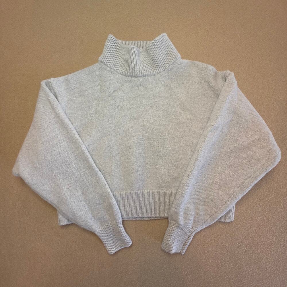 Aritzia Wilfred Free Cropped Mock Neck Merino Wool Sweater Light Gray Sz Small